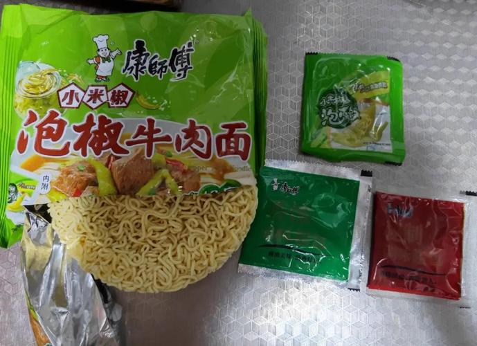 家乐氏泡椒牛肉面